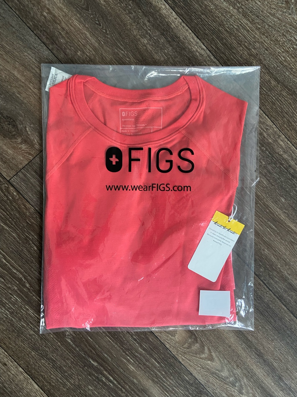 FIGS Salta Seamless Longsleeve Underscrub (Ombre Sunrise Pink) size XS
